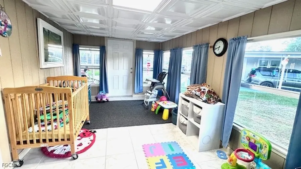 5635 Captain John Smith Loop North Fort Myers FL 33917