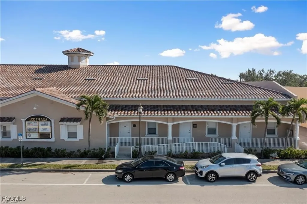 4519 SE 16th Place Cape Coral FL 33904