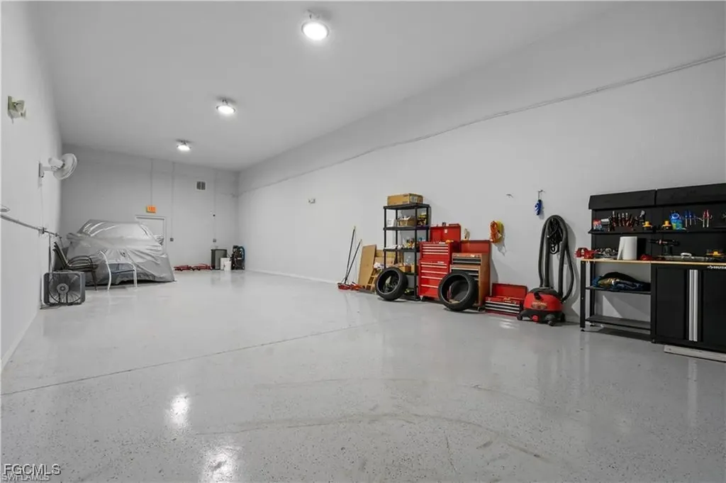4519 SE 16th Place Cape Coral FL 33904