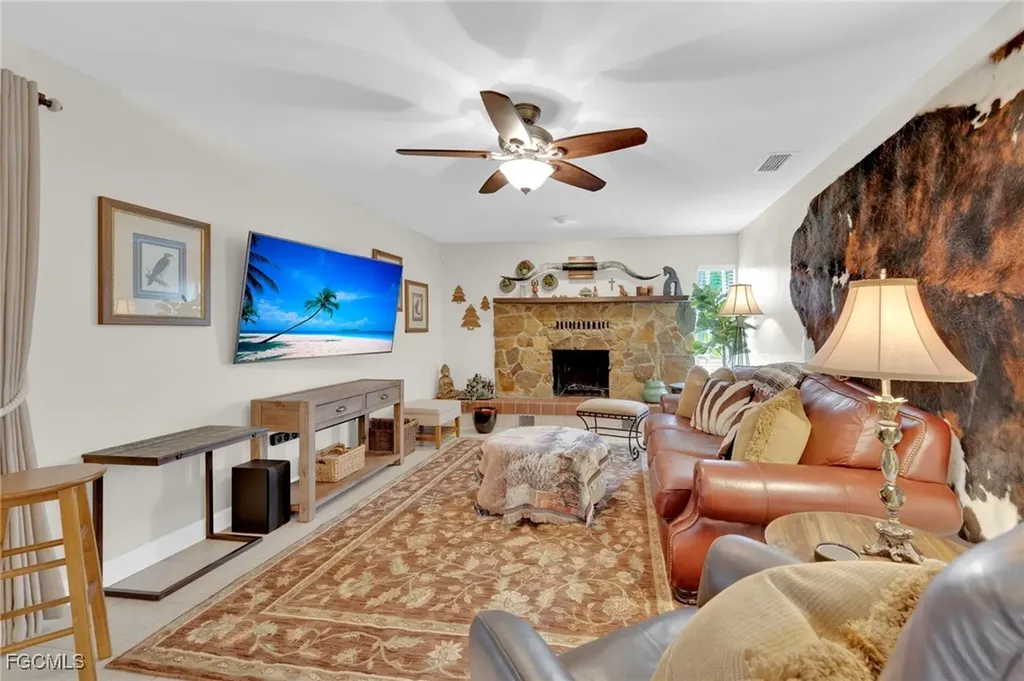 14501 Old Olga Road Fort Myers FL 33905