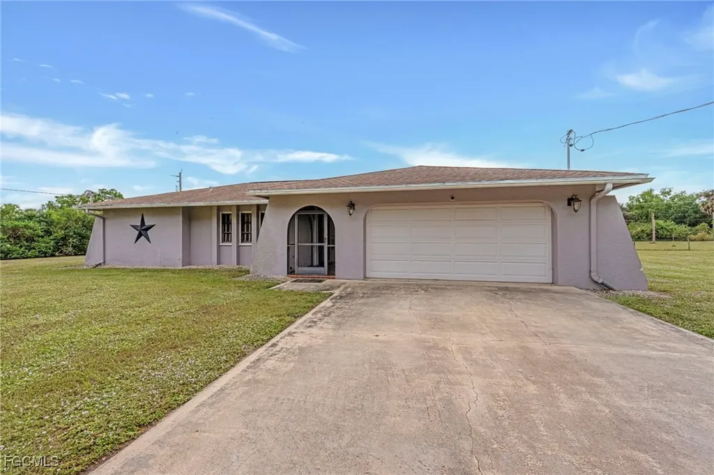 14501 Old Olga Road Fort Myers FL 33905