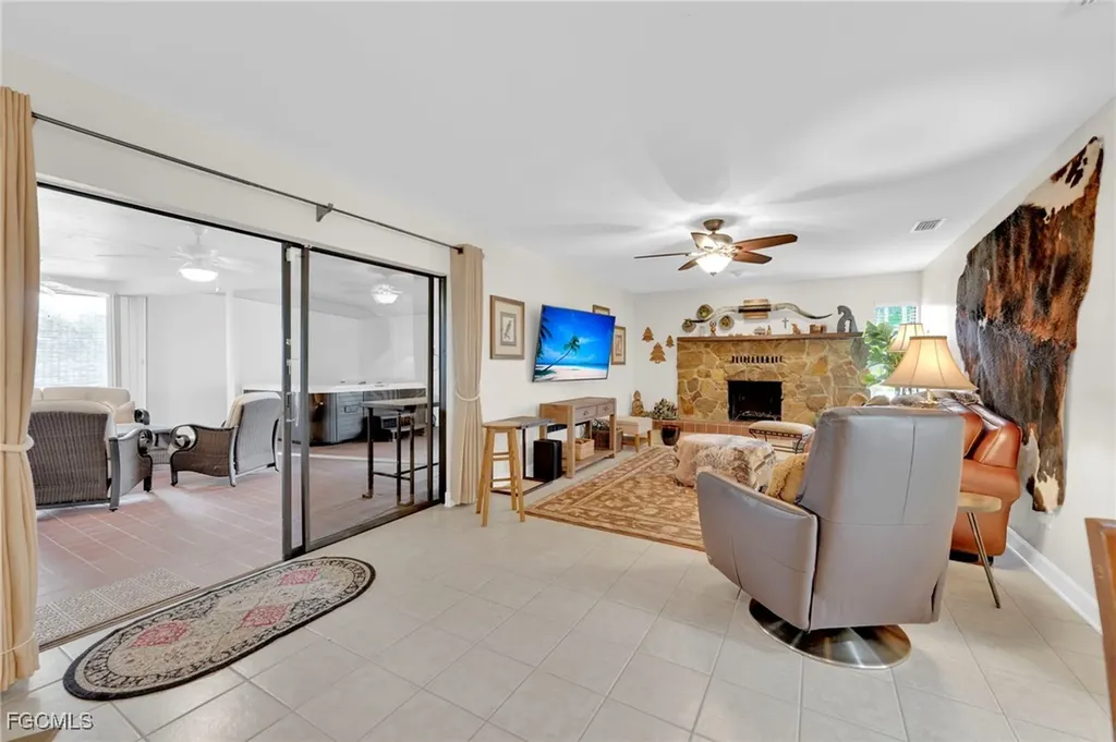 14501 Old Olga Road Fort Myers FL 33905
