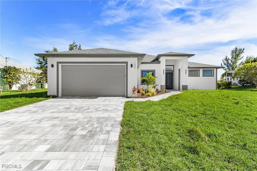 Cape Coral FL, 127 NW 14th Avenue