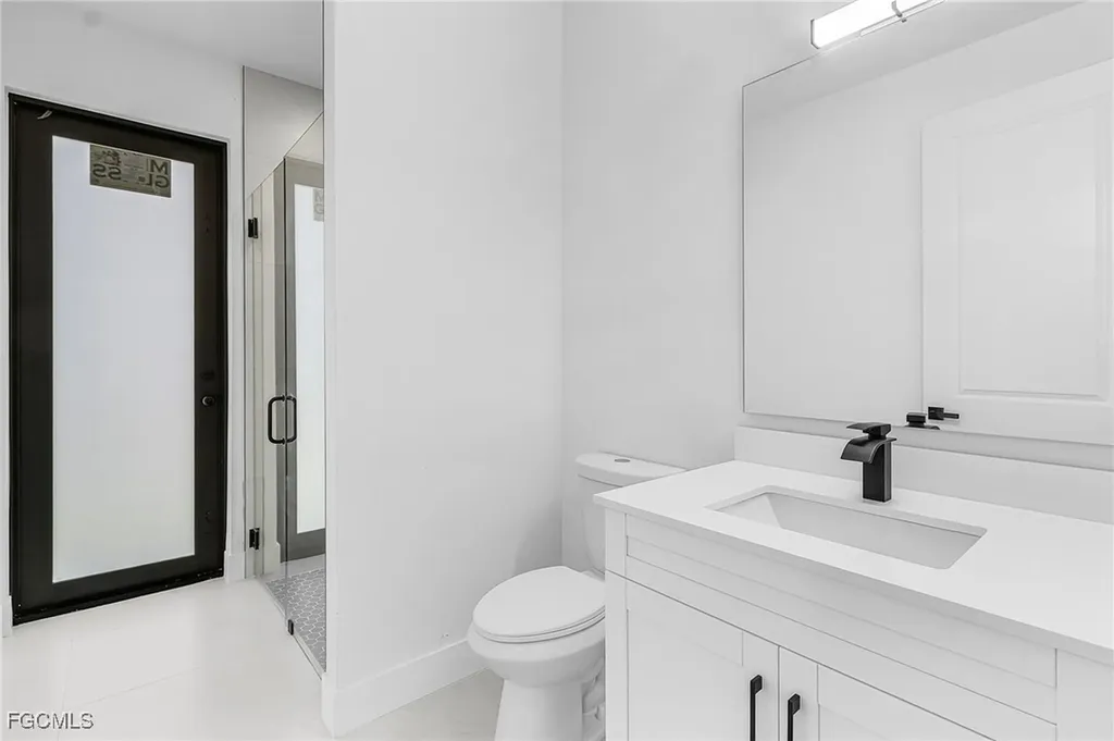 127 NW 14th Avenue Cape Coral FL 33993