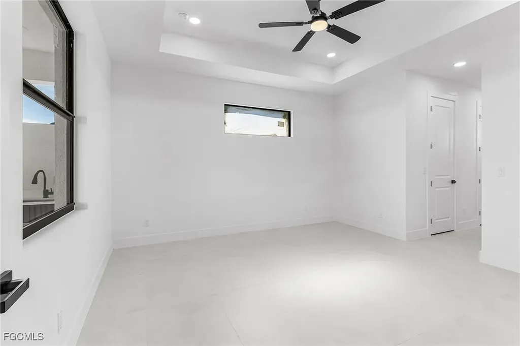 127 NW 14th Avenue Cape Coral FL 33993