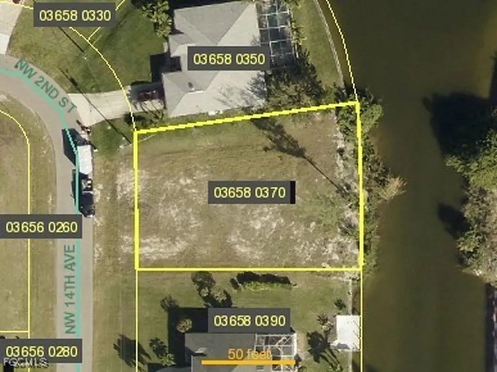 127 NW 14th Avenue Cape Coral FL 33993