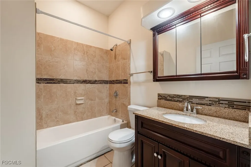 109 Florida Street Labelle FL 33935