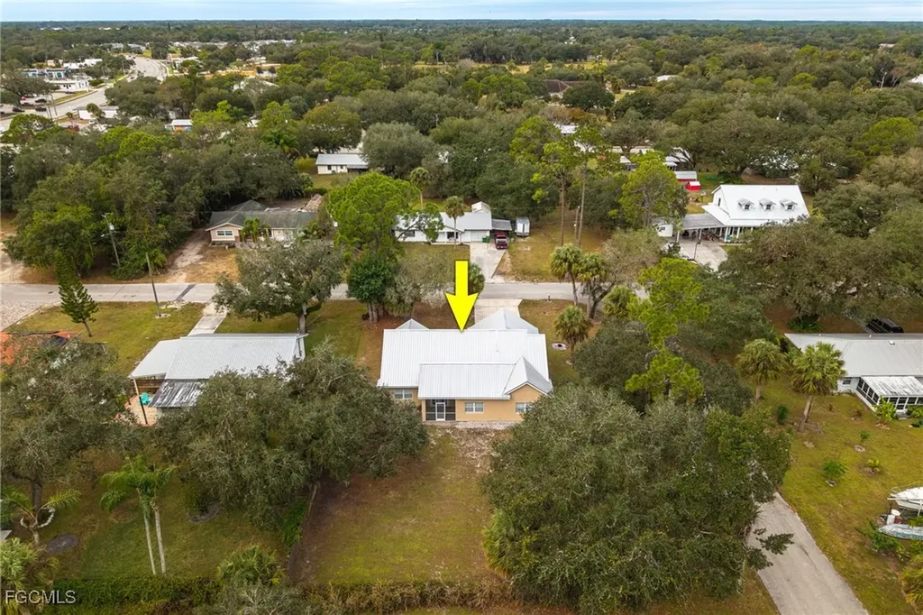 109 Florida Street Labelle FL 33935