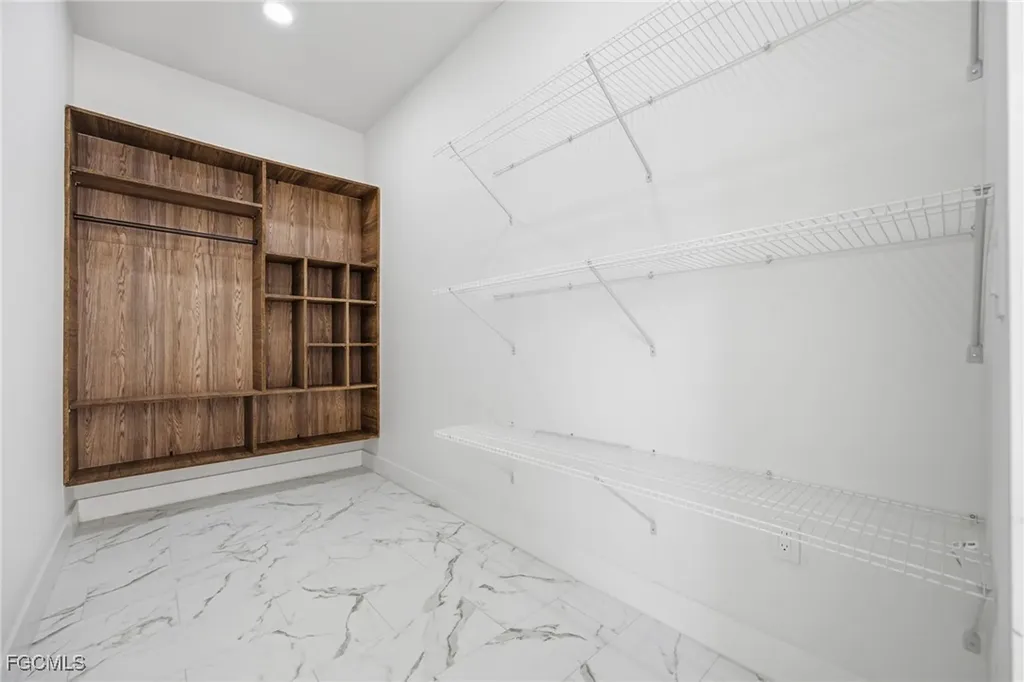 6050 N Moss Circle Labelle FL 33935