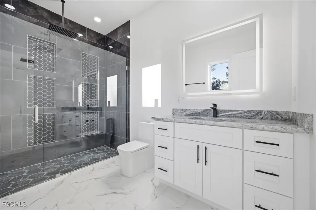 6050 N Moss Circle Labelle FL 33935