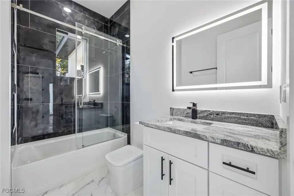 6050 N Moss Circle Labelle FL 33935