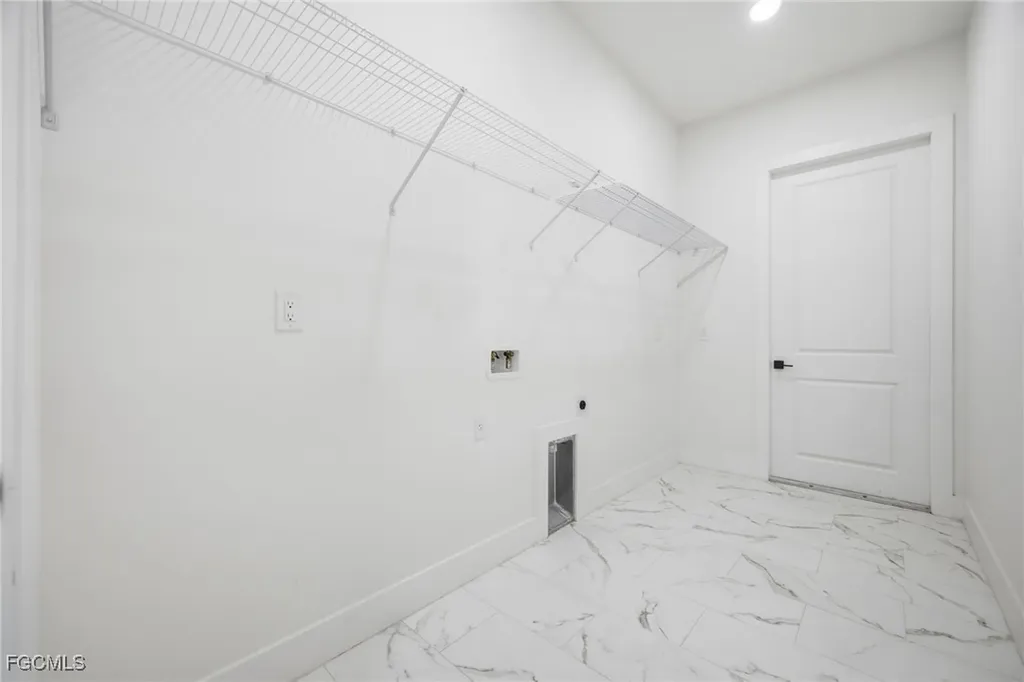6050 N Moss Circle Labelle FL 33935