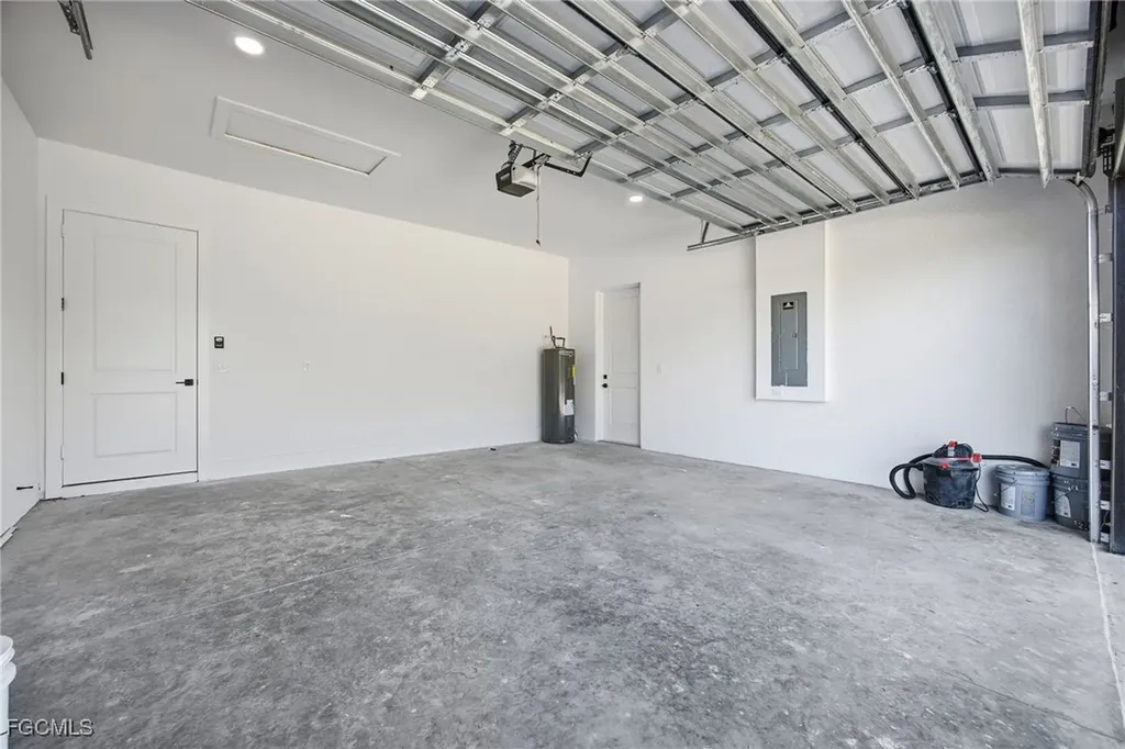 6050 N Moss Circle Labelle FL 33935