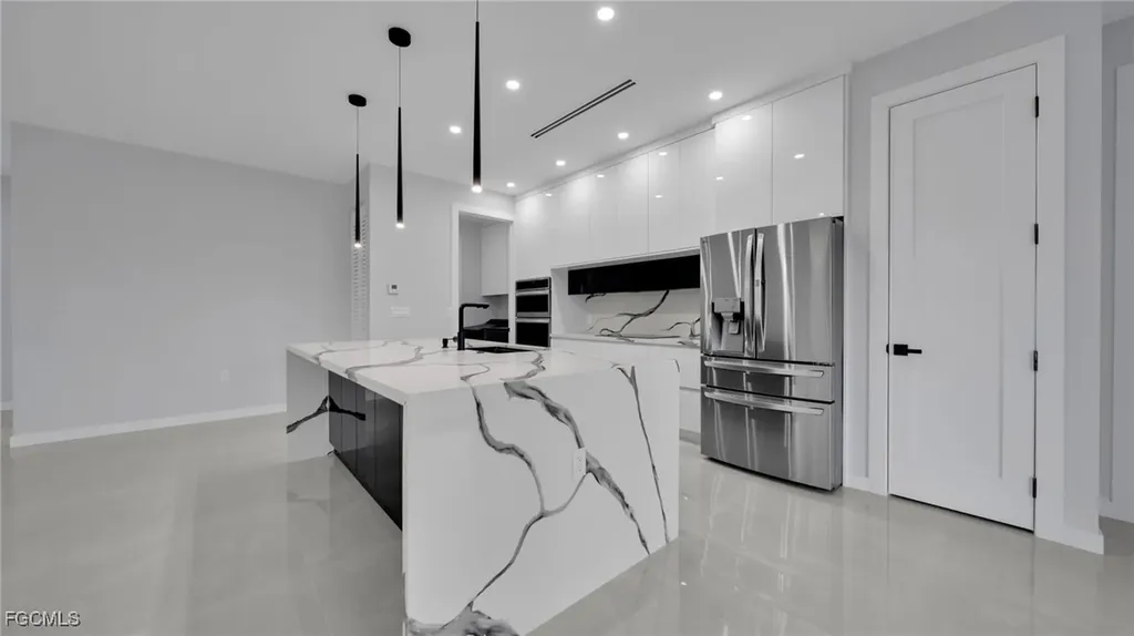 910 NW 36th Place Cape Coral FL 33993