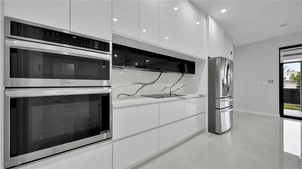 910 NW 36th Place Cape Coral FL 33993