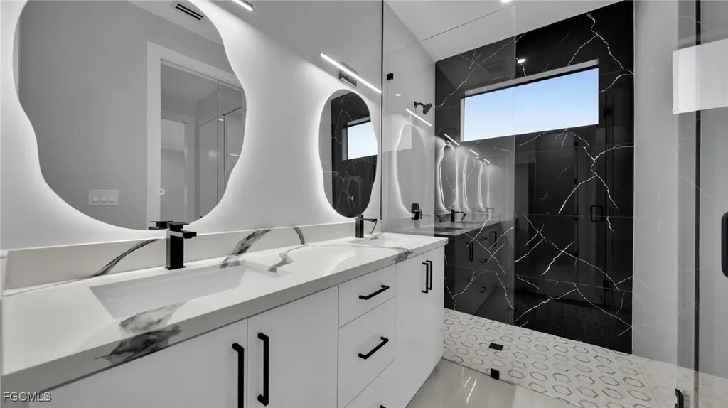 910 NW 36th Place Cape Coral FL 33993