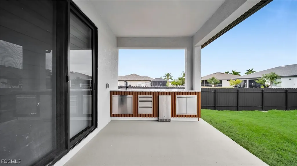 910 NW 36th Place Cape Coral FL 33993