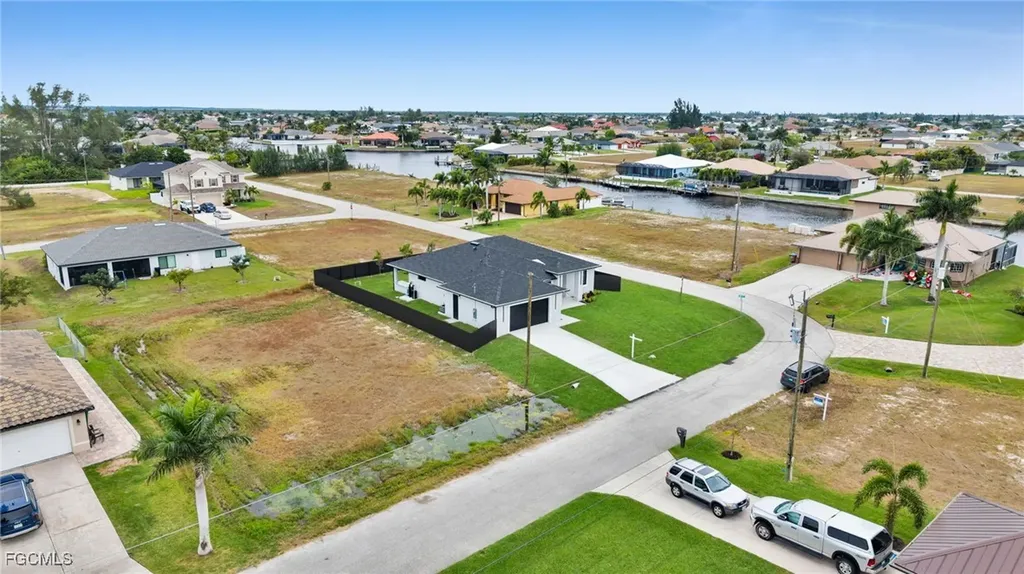 910 NW 36th Place Cape Coral FL 33993