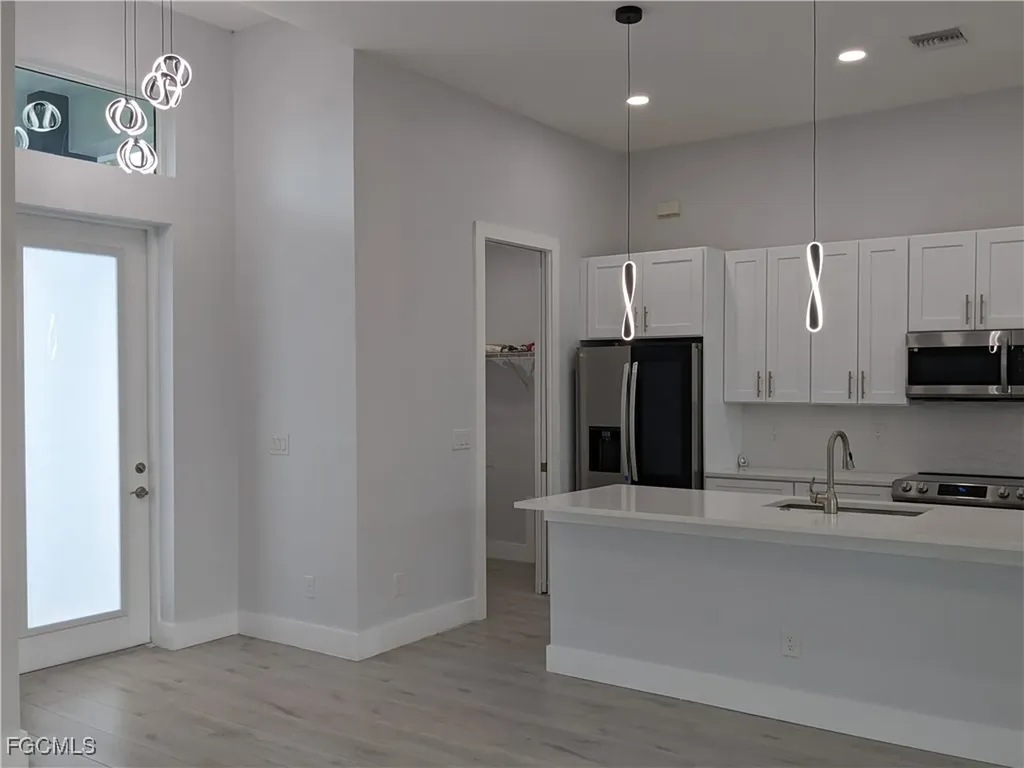 3027 SW 16th Place Cape Coral FL 33914