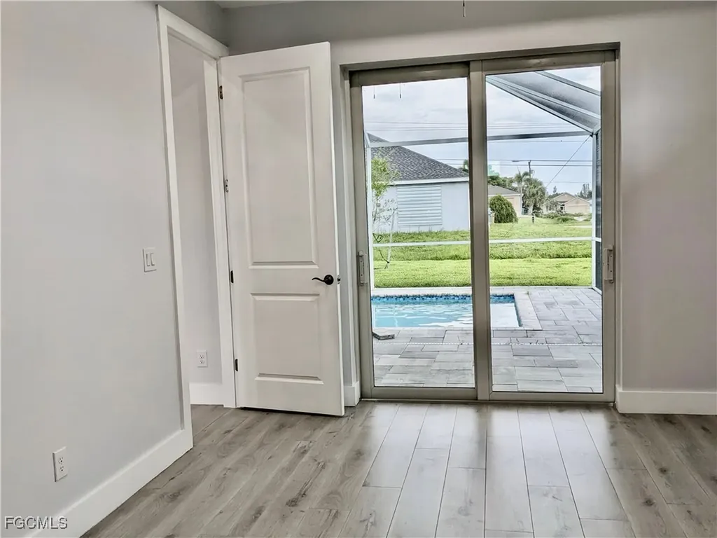 3027 SW 16th Place Cape Coral FL 33914