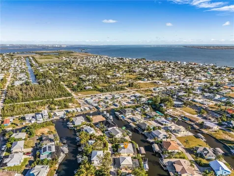 3637 Schooner Lane ST. James City FL 33956
