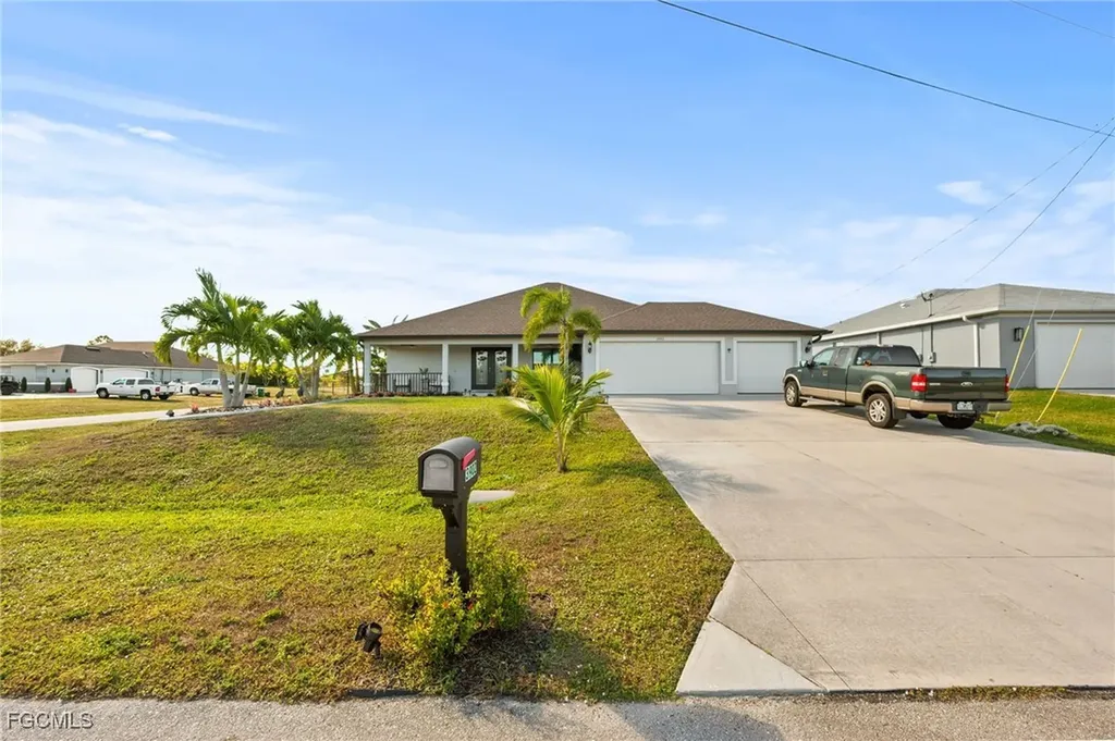 3902 NW 33rd Avenue Cape Coral FL 33993
