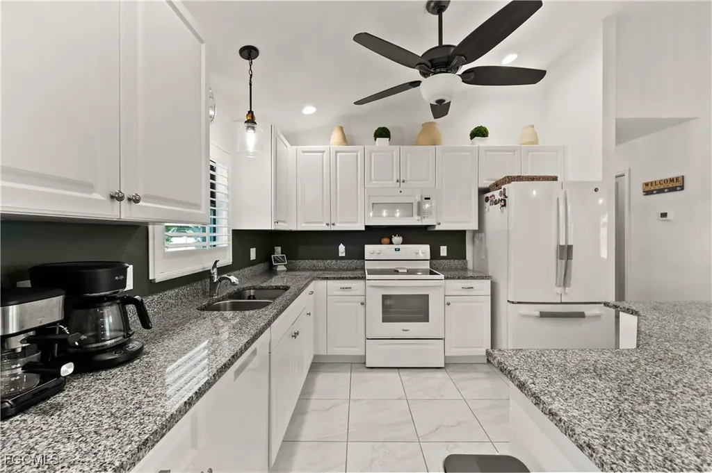 3902 NW 33rd Avenue Cape Coral FL 33993