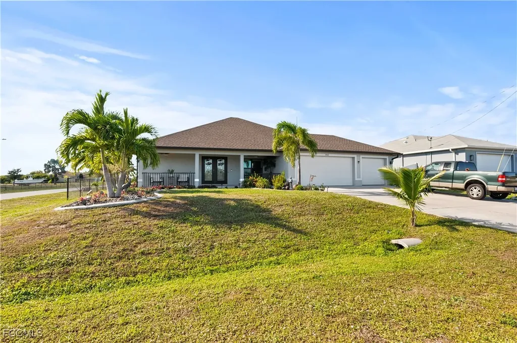 3902 NW 33rd Avenue Cape Coral FL 33993