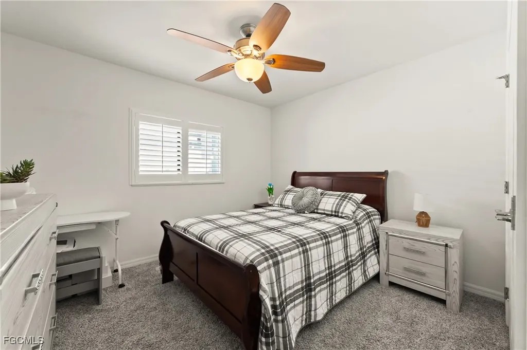 3902 NW 33rd Avenue Cape Coral FL 33993