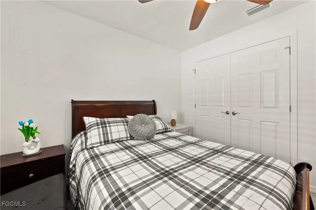 3902 NW 33rd Avenue Cape Coral FL 33993