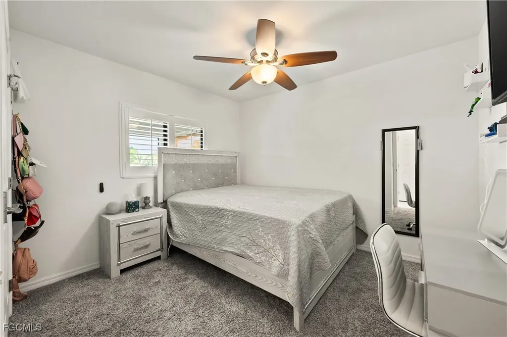 3902 NW 33rd Avenue Cape Coral FL 33993