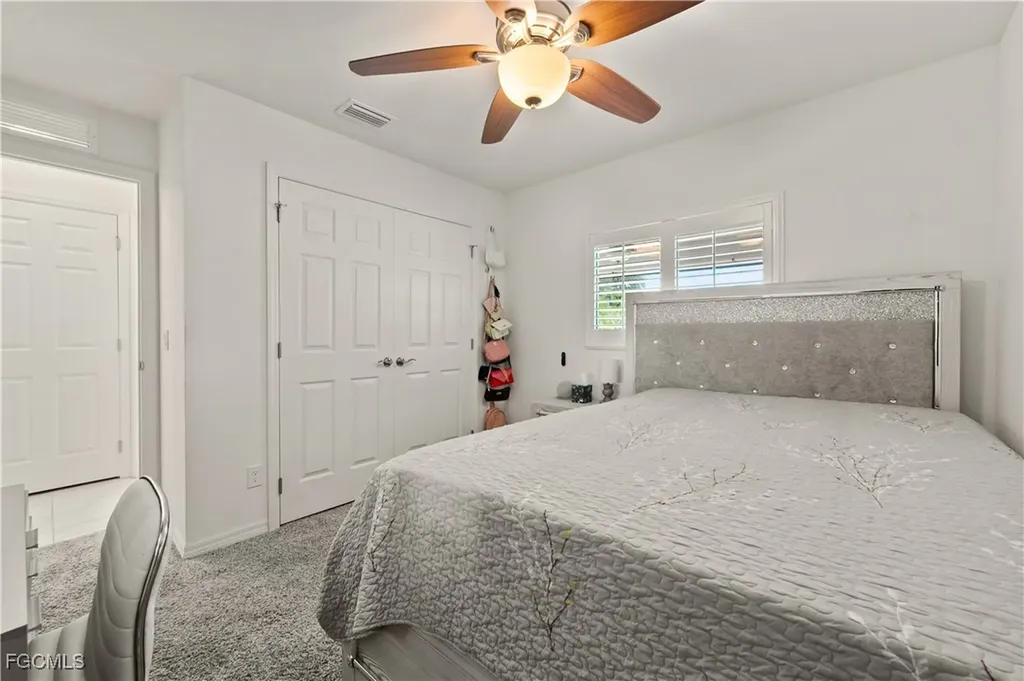 3902 NW 33rd Avenue Cape Coral FL 33993