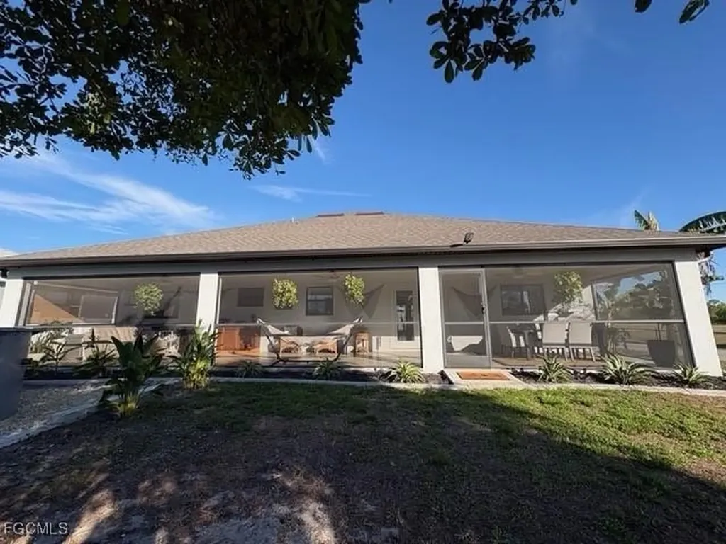 3902 NW 33rd Avenue Cape Coral FL 33993