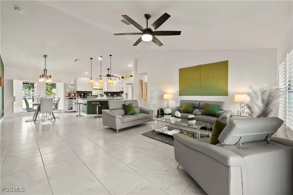 3902 NW 33rd Avenue Cape Coral FL 33993