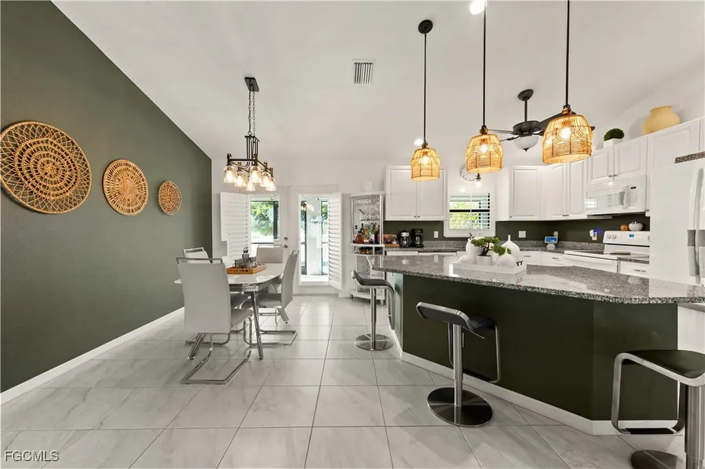 3902 NW 33rd Avenue Cape Coral FL 33993