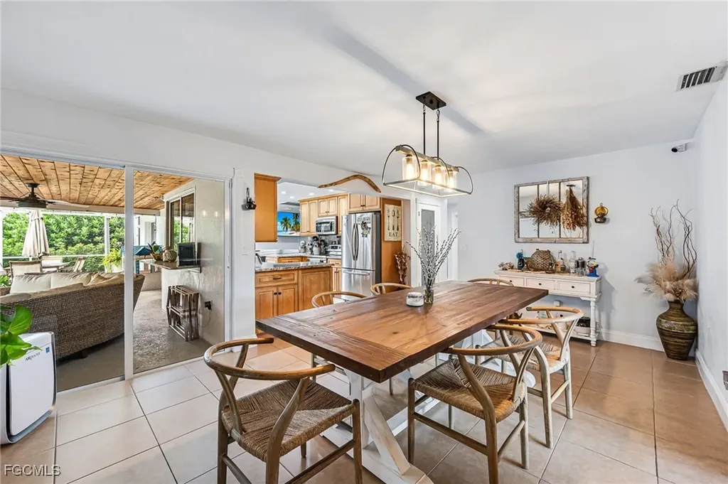 6519 E Town And River Road Fort Myers FL 33919