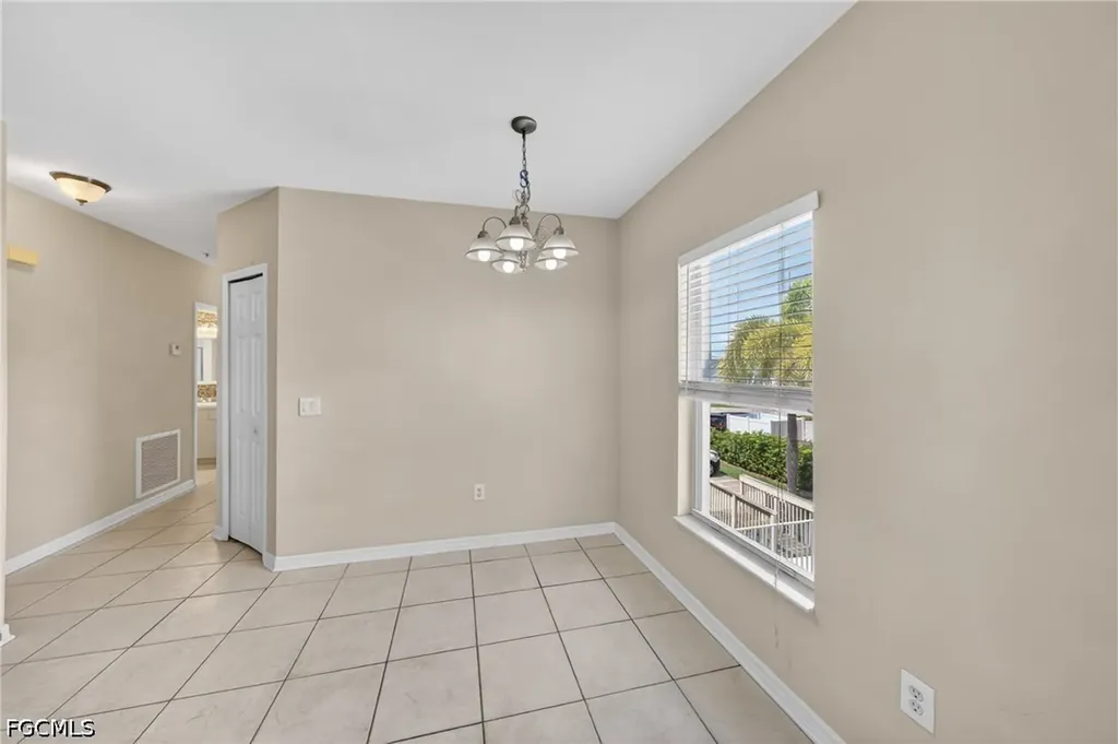909 SW 47th Terrace Cape Coral FL 33914