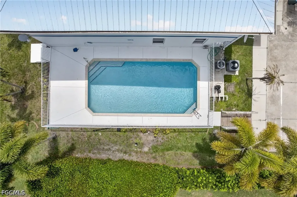 909 SW 47th Terrace Cape Coral FL 33914