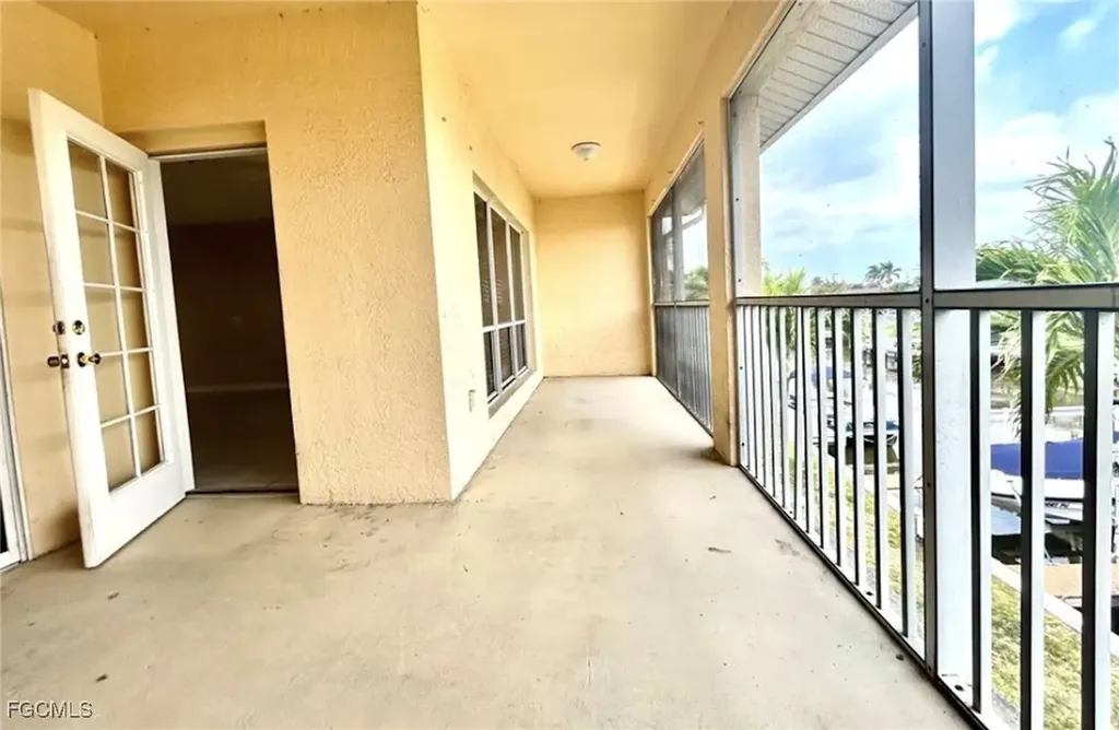 909 SW 47th Terrace Cape Coral FL 33914