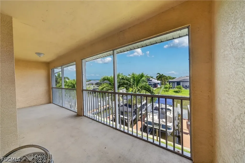 909 SW 47th Terrace Cape Coral FL 33914