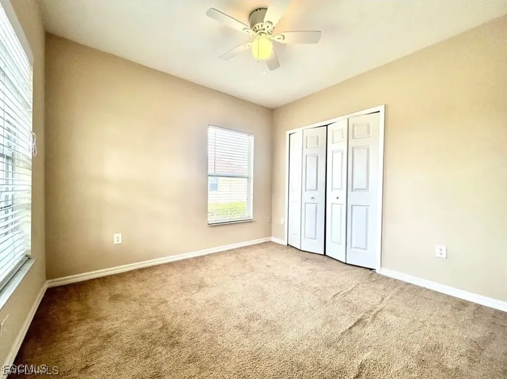 909 SW 47th Terrace Cape Coral FL 33914
