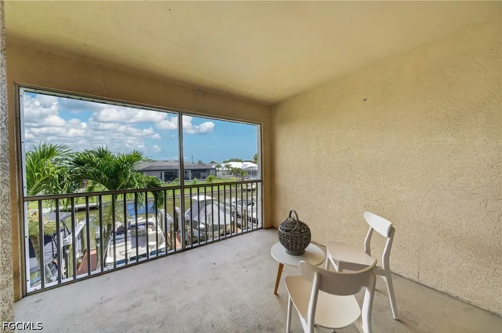 909 SW 47th Terrace Cape Coral FL 33914