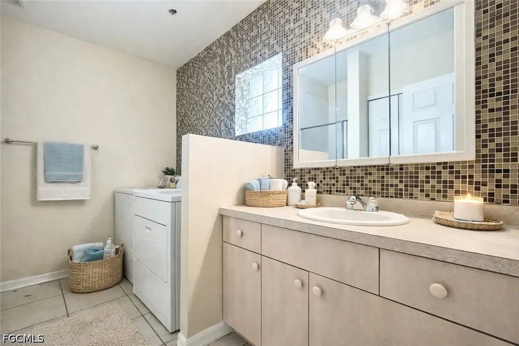 909 SW 47th Terrace Cape Coral FL 33914
