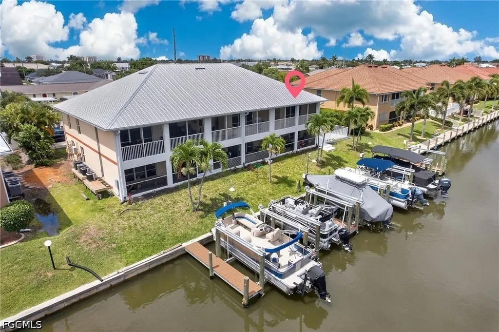 909 SW 47th Terrace Cape Coral FL 33914