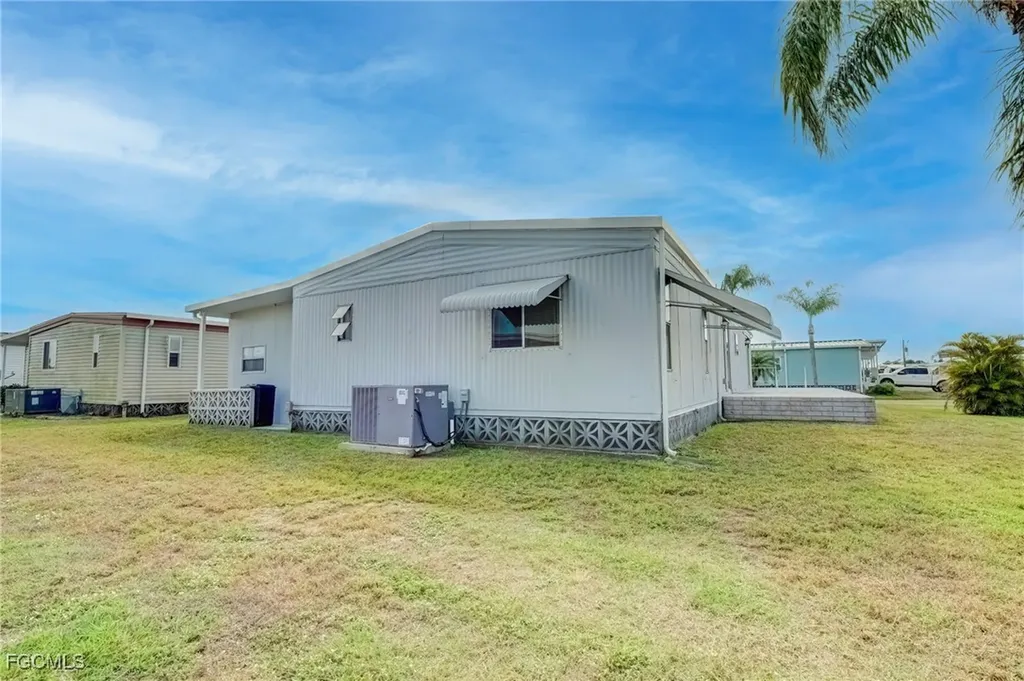 5501 John Alden Lane North Fort Myers FL 33917