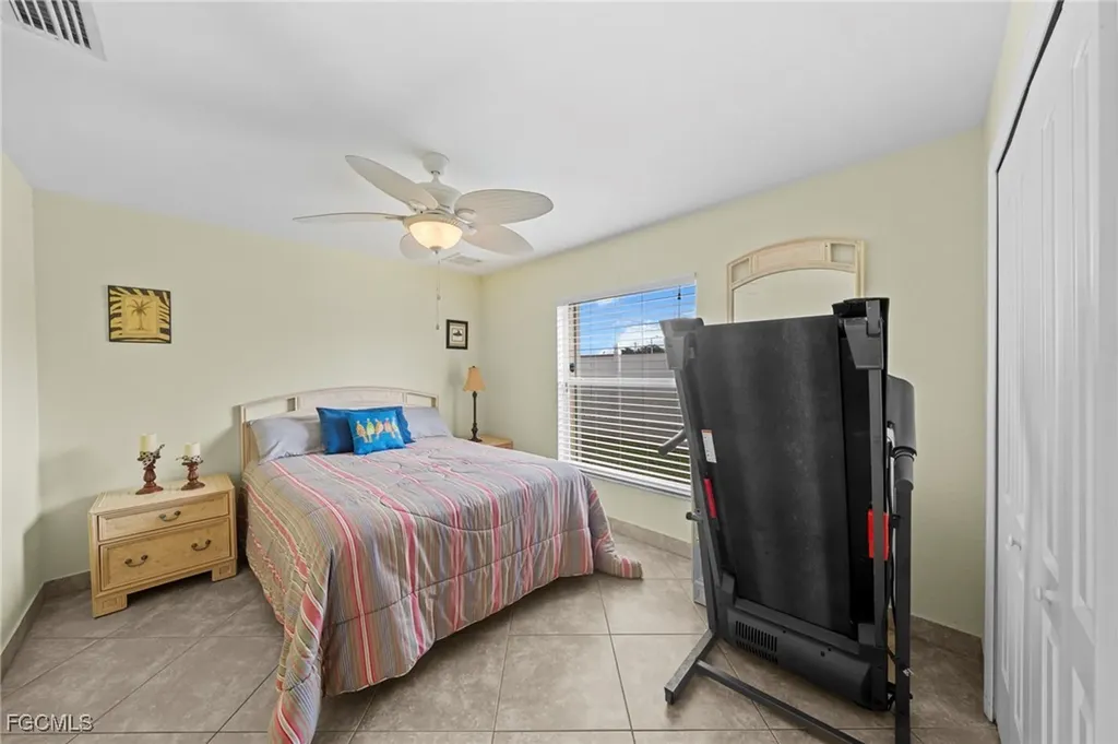 1520 NE 2nd Terrace Cape Coral FL 33909