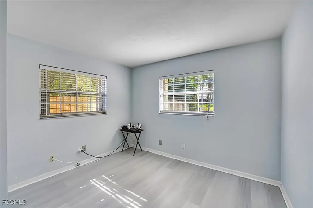 1712 SE 28th Street Cape Coral FL 33904