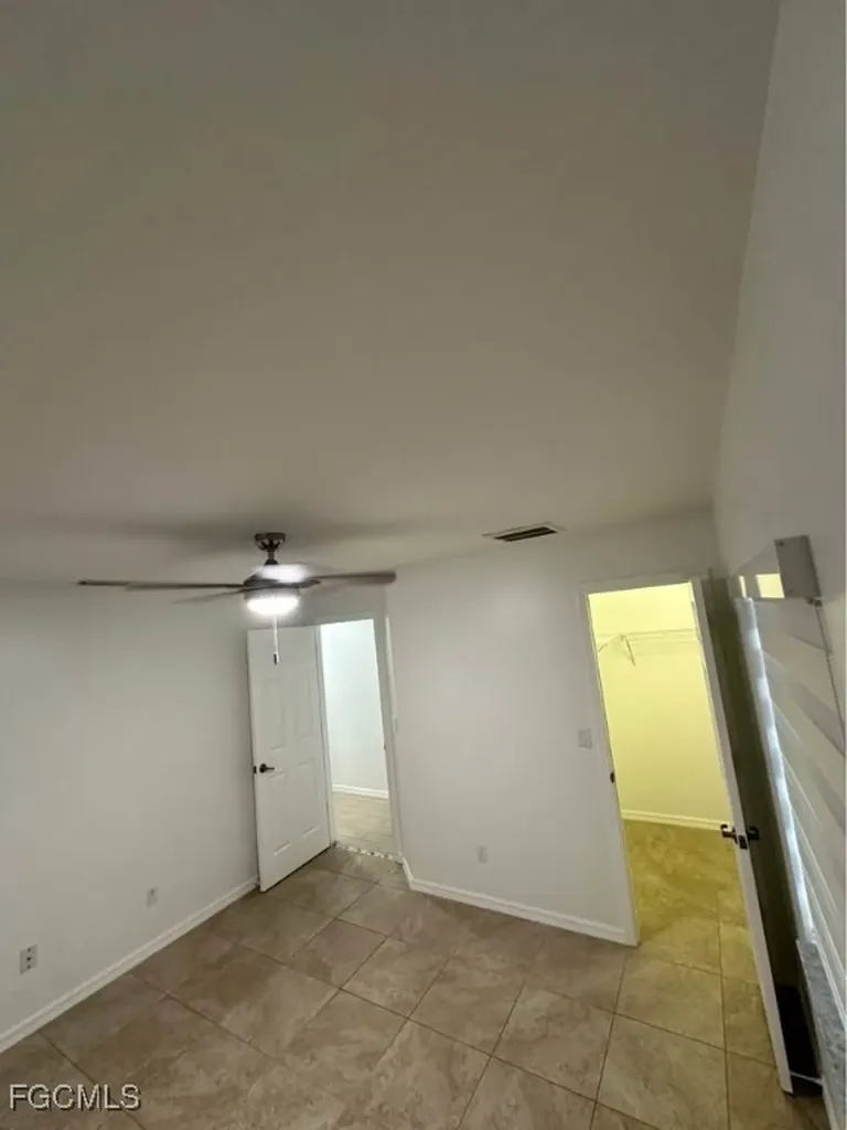 2842 NW 5th Avenue Cape Coral FL 33993