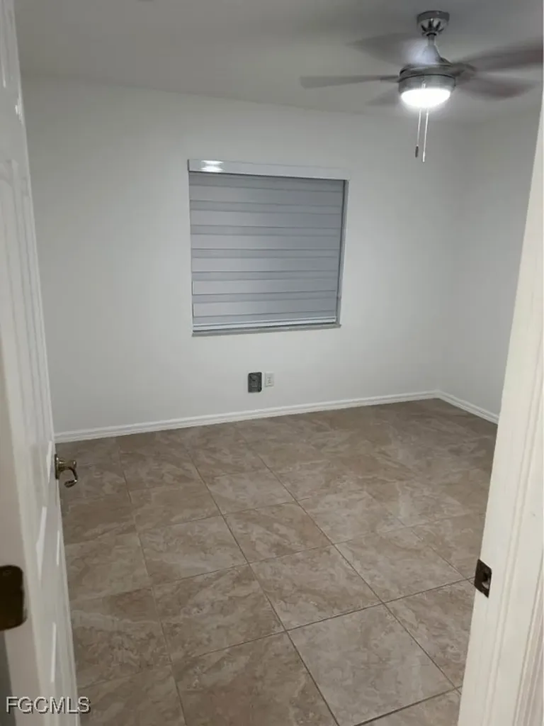 2842 NW 5th Avenue Cape Coral FL 33993