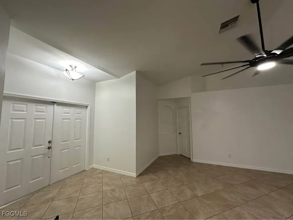 2842 NW 5th Avenue Cape Coral FL 33993